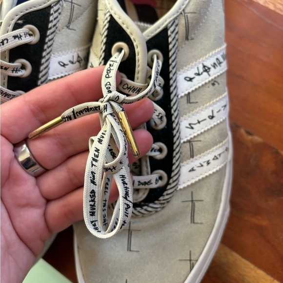 Adidas Hood Pope Sneakers Men’s size 8 Similar to Adidas Sambas Style - Picture 5 of 10